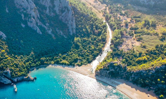 olmypos-fethiye-ancient-city-yacht-1-555x333_1